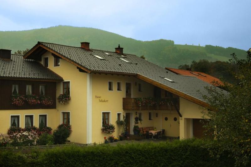 Haus Tschakert Hotel Anger Buitenkant foto